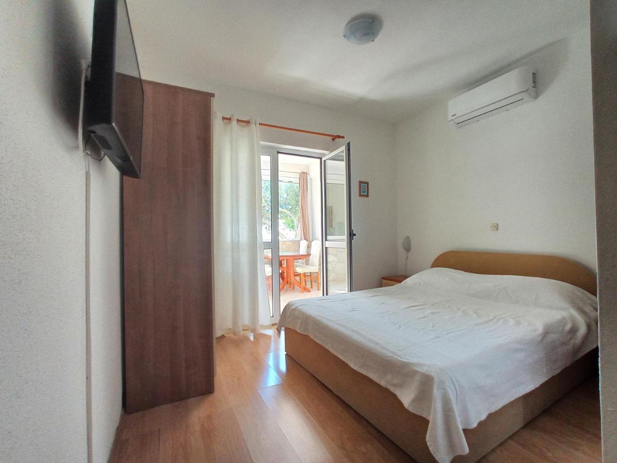 Casa Del Olivo Daire Tučepi Dış mekan fotoğraf